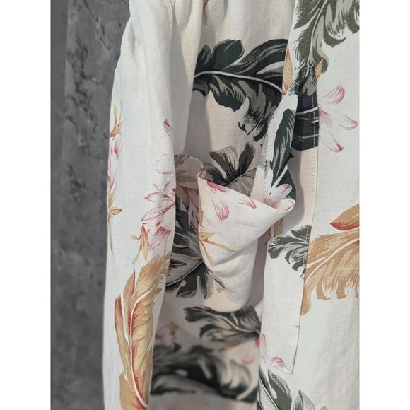 Women's size Medium Blank Nyc Floral romper White, Green & pink - Picture 2 of 9